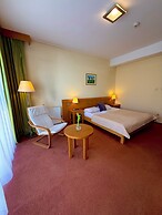 Hotel Restaurant Gondűző