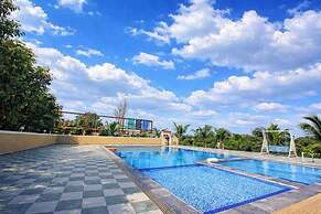 The Crystal Woods Resort
