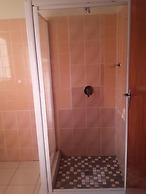 Kuyasa guesthouse