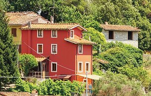 Casa Iris Holiday Home with Pool