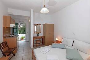 Spitha Rooms
