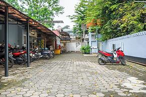 Bogor Guesthouse by ARBA