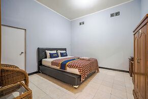 Bogor Guesthouse by ARBA