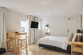 Lisbon Oriente Suites by Olala Homes