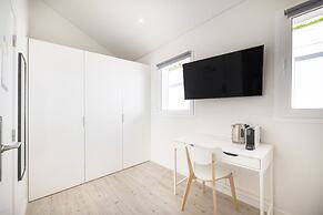 Lisbon Oriente Suites by Olala Homes