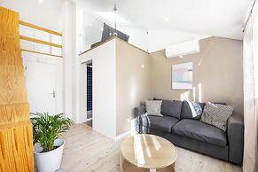 Lisbon Oriente Suites by Olala Homes