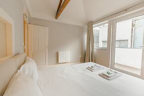 Urban Refuge 4BD by Vacationy