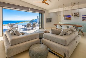 Paros Villa Skylines Estate I
