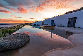 Paros Villa Skylines Estate I