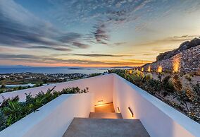 Paros Villa Skylines Estate I