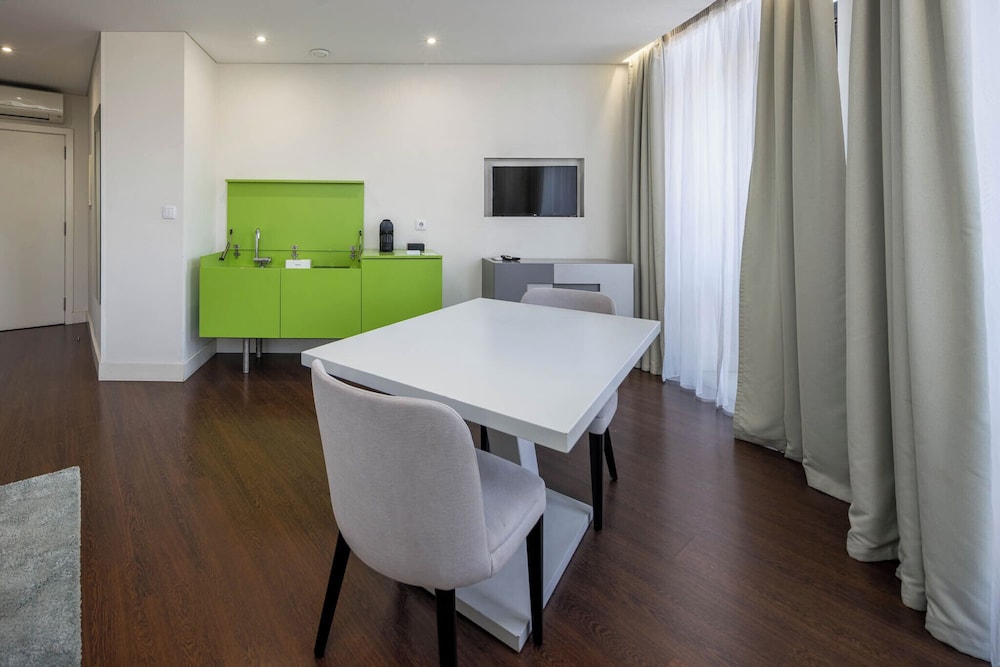 Aspasios Mercado Apartments