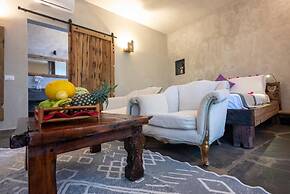 Di Milo Boutique Hotel