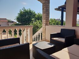 Beautiful Apartment Bodulo 2