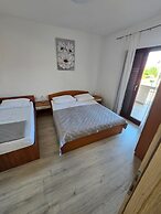 Apartment Gina in Zaton