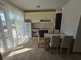 Apartment Marcela in Zaton