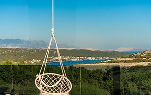 Modern Villa Porta in Novalja