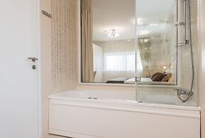 Sargas Suite 5 With Pool View