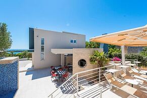 Sargas Suite 3 With Pool View