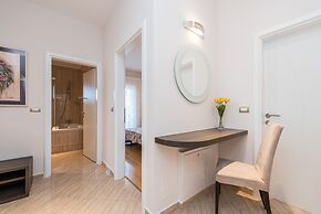 Sargas Suite 3 With Pool View