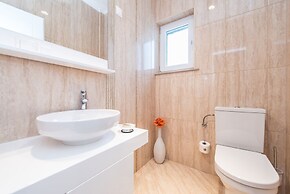 Sargas Suite 3 With Pool View