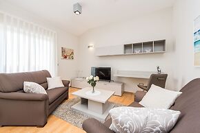 Sargas Suite 4 With Garden View