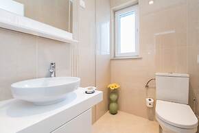 Sargas Suite 4 With Garden View