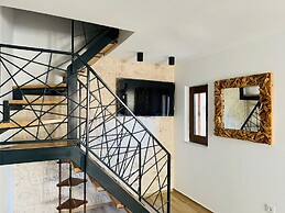 Stone House Moca in Suko an
