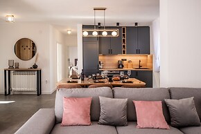 Luxury Villa Carlin With Heated Pool
