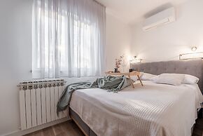 Luxury Villa Carlin With Heated Pool