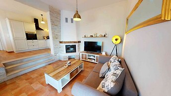 Seafront Villa Noah With Heated Pool