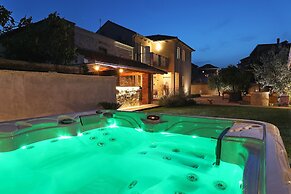 Villa Bonavita With Jacuzzi