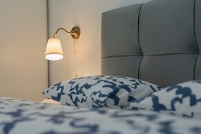 Seafront Apartment Elona