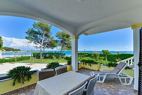 Beachfront Apartment Liveri 3