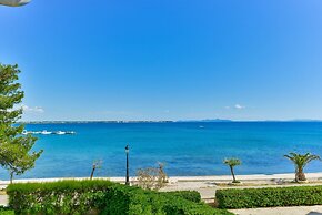 Beachfront Apartment Liveri 4