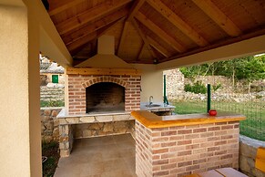 Villa Magic With Heated Pool