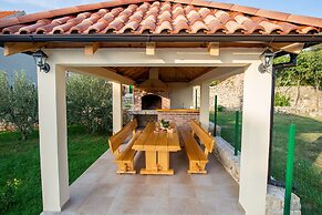 Villa Magic With Heated Pool