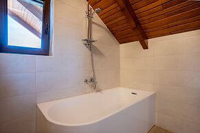 Villa Brusiana With Heated Pool