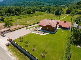 Villa Brusiana With Heated Pool