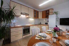 Holiday Home Lantina With Pool
