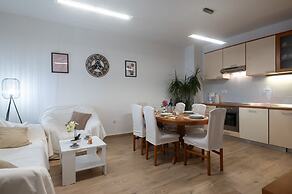 Holiday Home Lantina With Pool