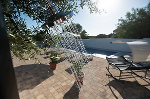 Holiday Home Lantina With Pool