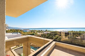 Luxury Villa Nuova With Heated Pool