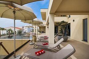 Luxury Villa Nuova With Heated Pool