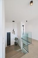 Luxury Villa Nuova With Heated Pool