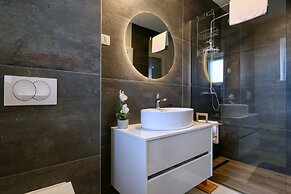 Villa Orkula With Heated Pool