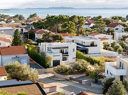 Villa Positiva With Heated Pool
