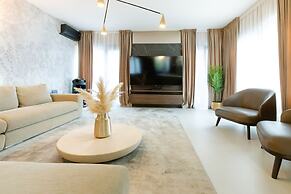 Villa Positiva With Heated Pool