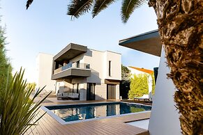 Villa Positiva With Heated Pool