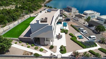 Villa Costabella With Heated Pool