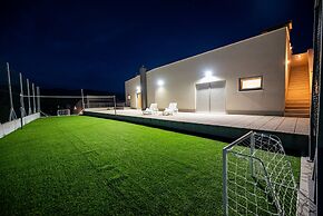 Villa Costabella With Heated Pool